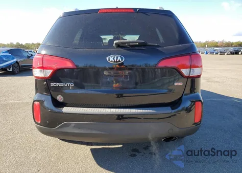2015 Kia Sorento Lx z USA, uszkodzony, nr VIN 5XYKT3A60FG566182
